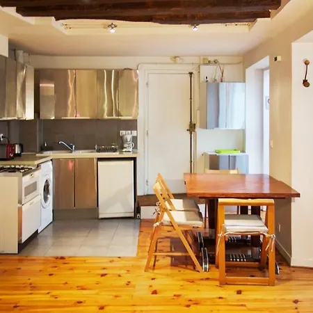 Rue Git-le-coeur Apartment Paris
