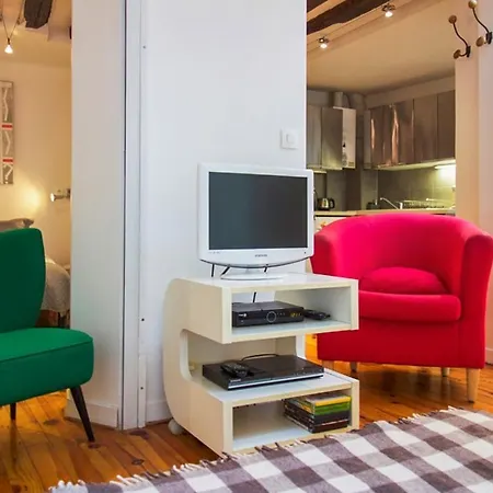 Rue Git-le-coeur Apartment *