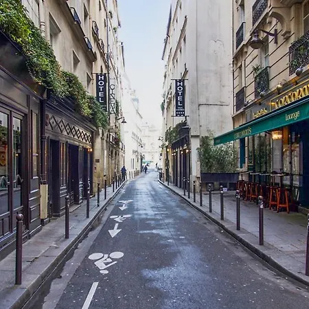 Apartment Rue Git-le-coeur